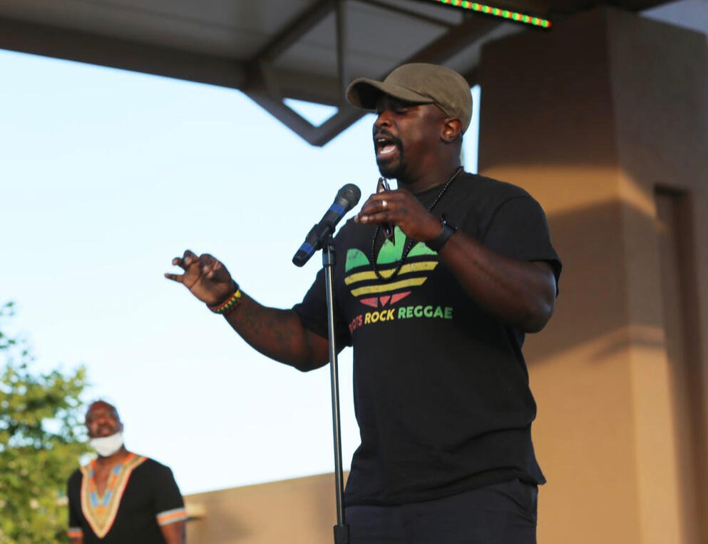 Suspendisse sit amet